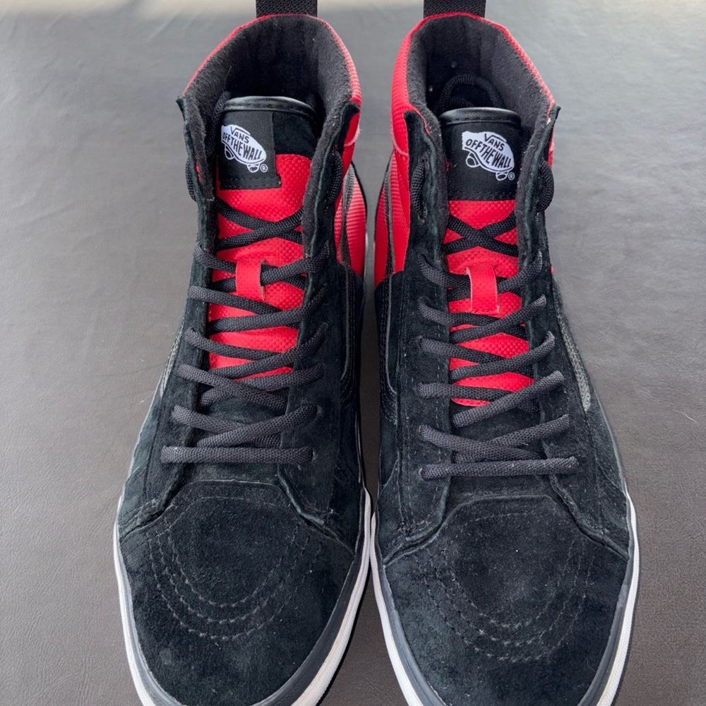 Vans Men's Sk8 Hi MTE The North Face Black Red Suede Lace-Up Size 10.5
